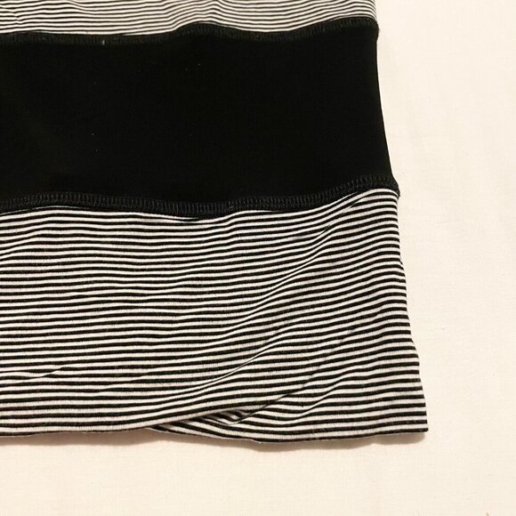 Joseph Ribkoff Striped Skirt Womens Size 10 - Picture 8 of 15